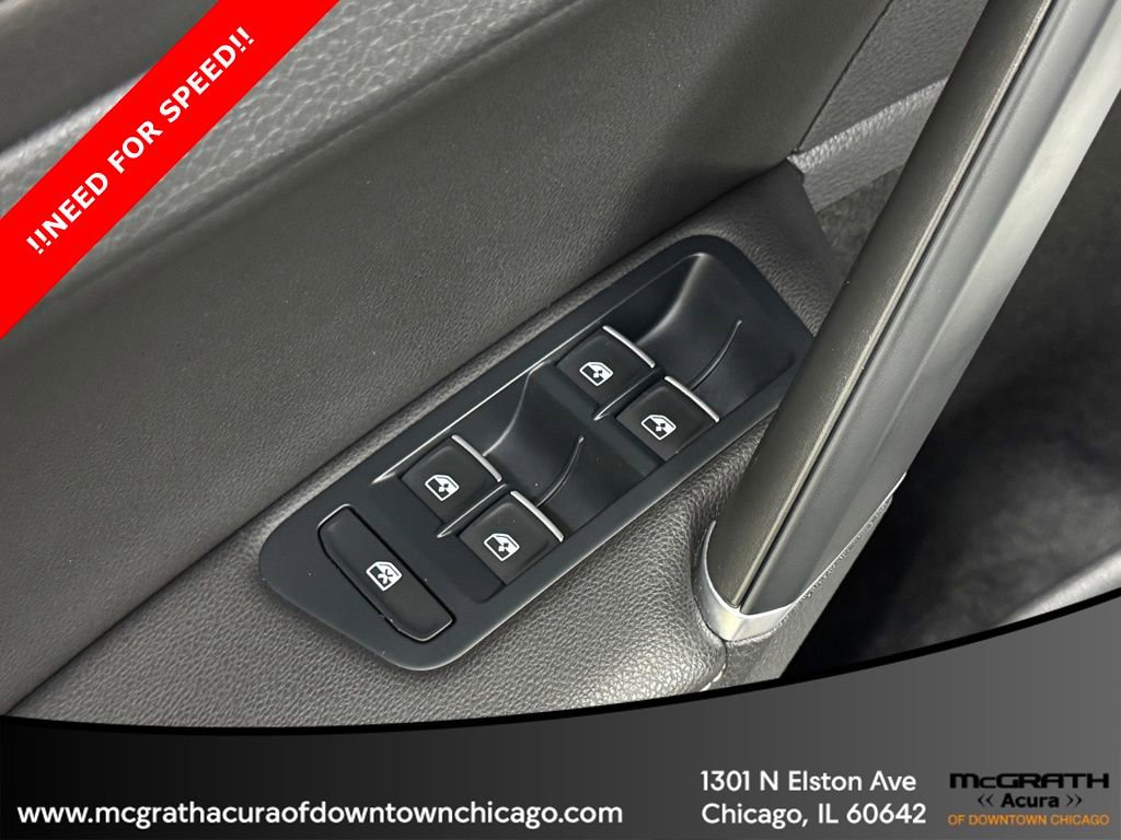 Used 2019 Volkswagen Golf R 4-Door AWD/4WD image 14