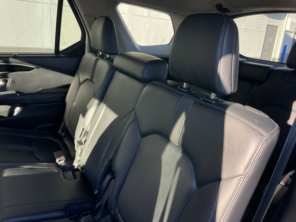 Certified 2025 Honda Pilot EX-L image 41