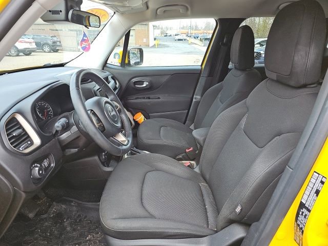 Used 2015 Jeep Renegade Latitude image 6