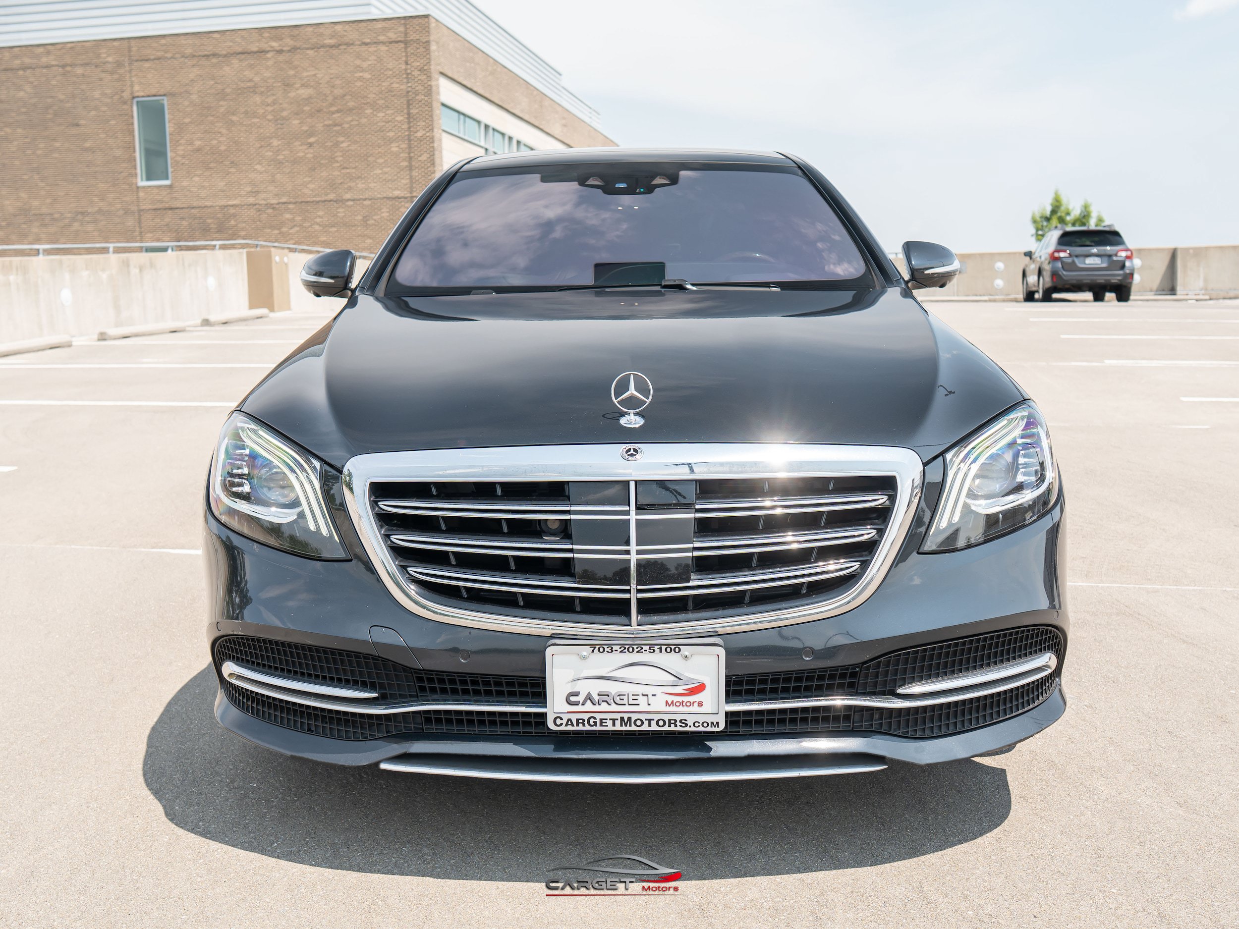Used 2019 Mercedes-Benz S 560 4MATIC Sedan image 2