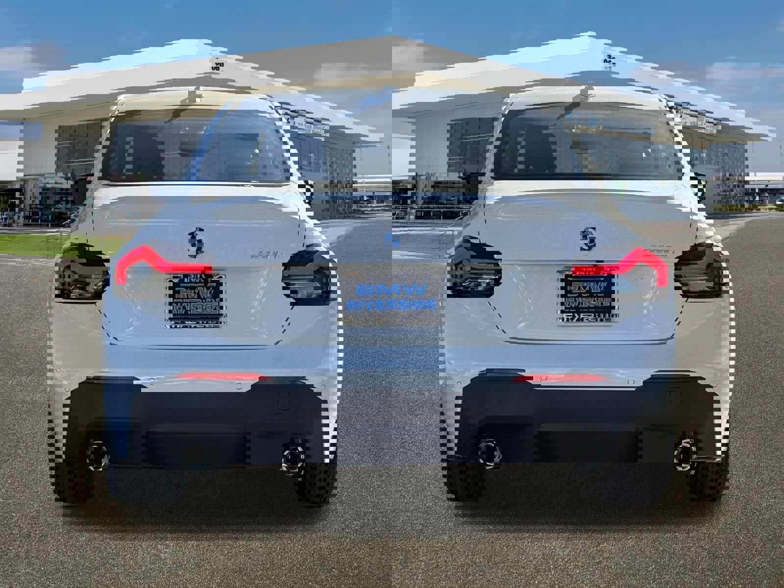 New 2026 BMW 230i Coupe w/ Convenience Package image 9