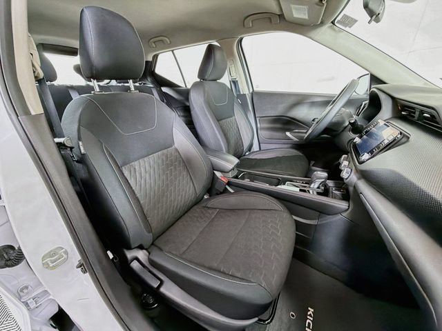 Certified 2023 Nissan Kicks SV FWD image 31