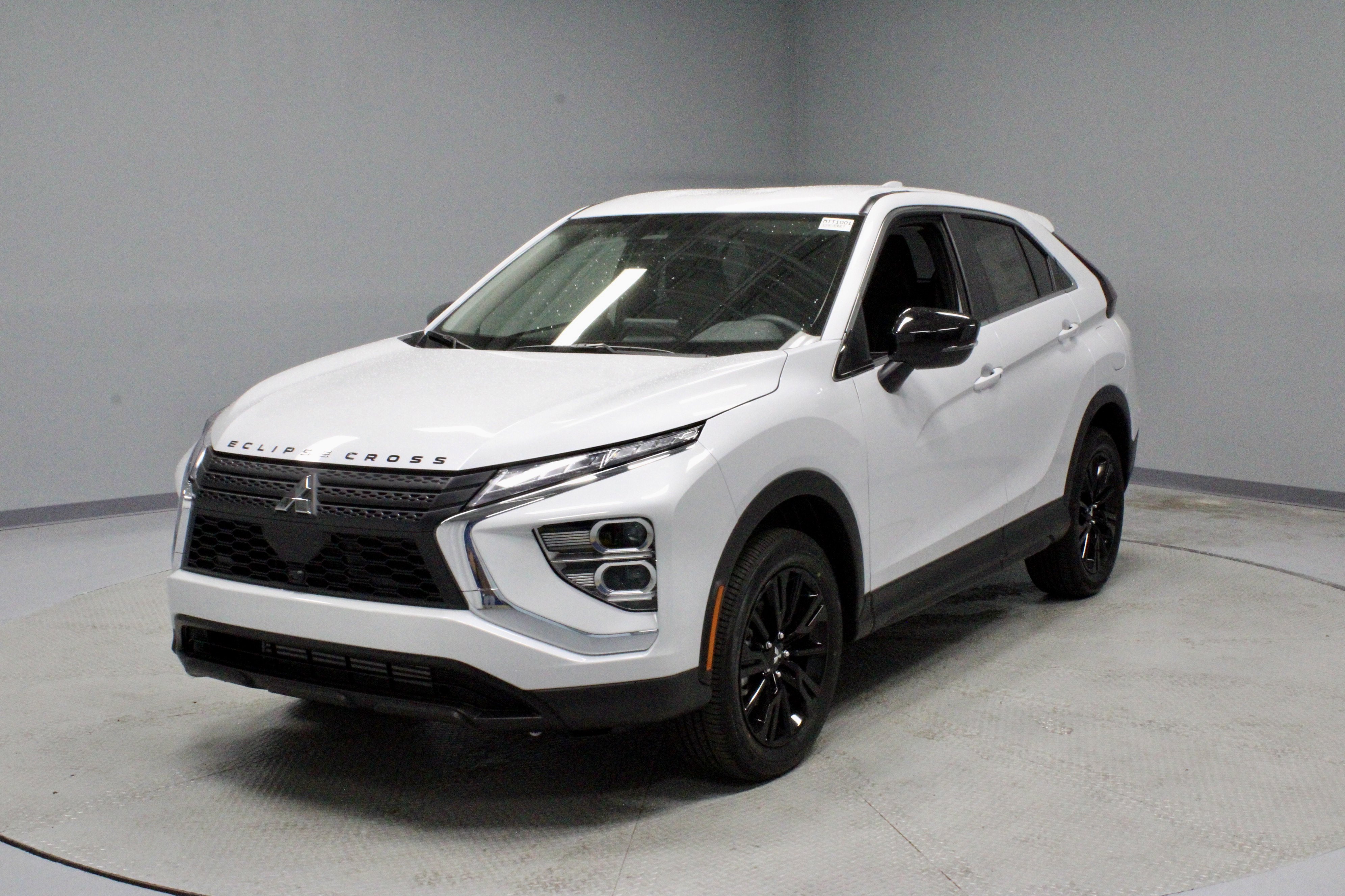 New 2026 Mitsubishi Eclipse Cross LE image 4