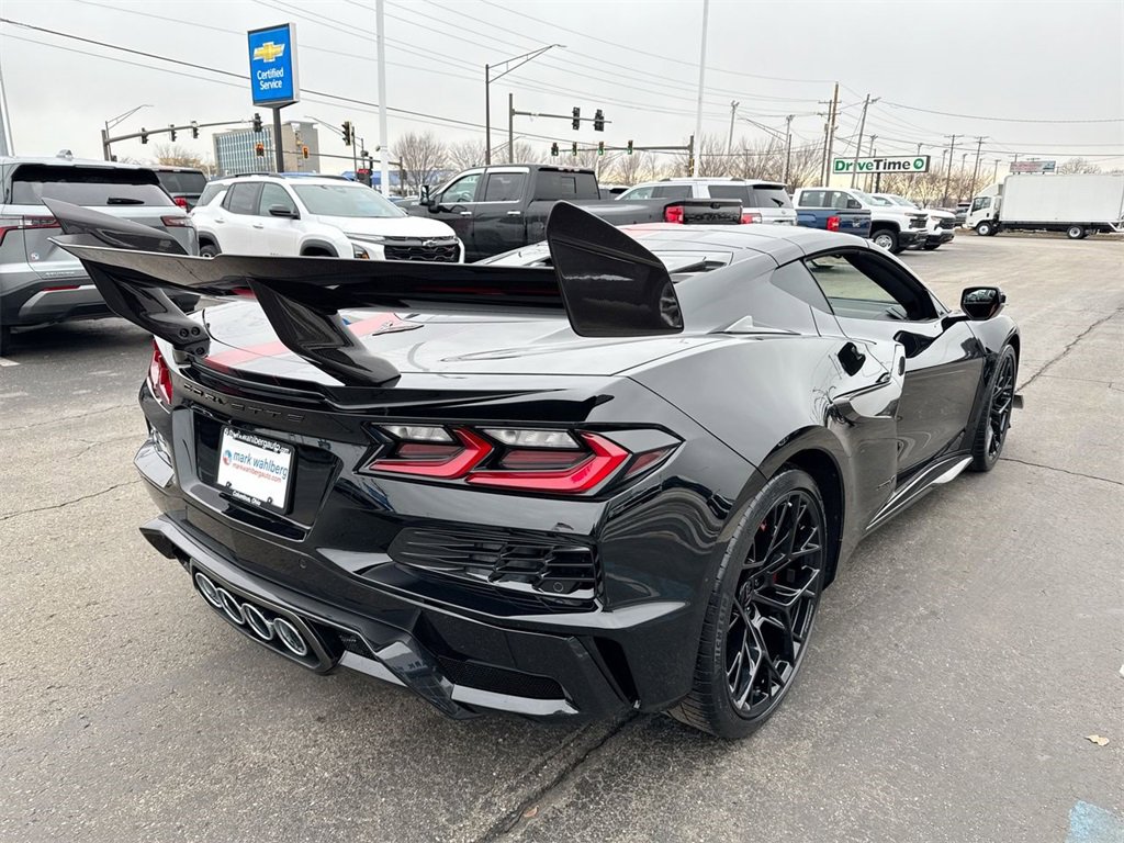 New 2026 Chevrolet Corvette ZR1 w/ ZR1 Carbon Fiber Aero Package image 13