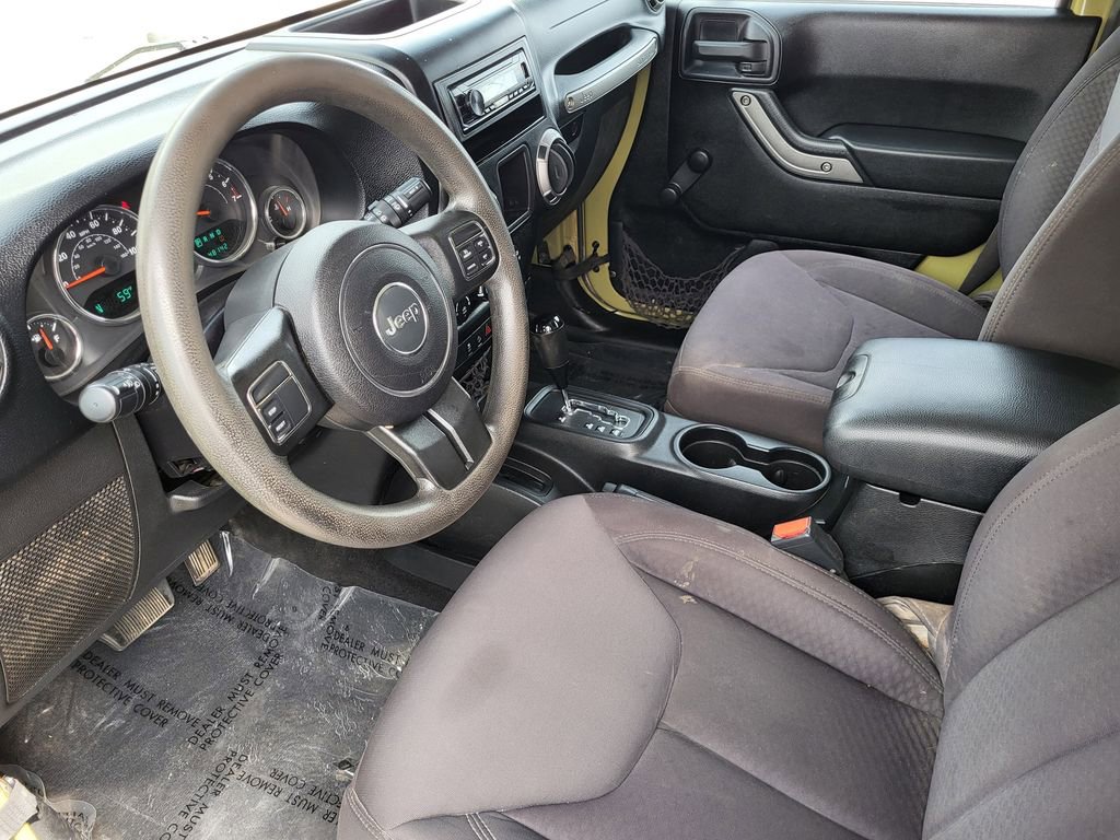 Used 2013 Jeep Wrangler Unlimited Sport image 9