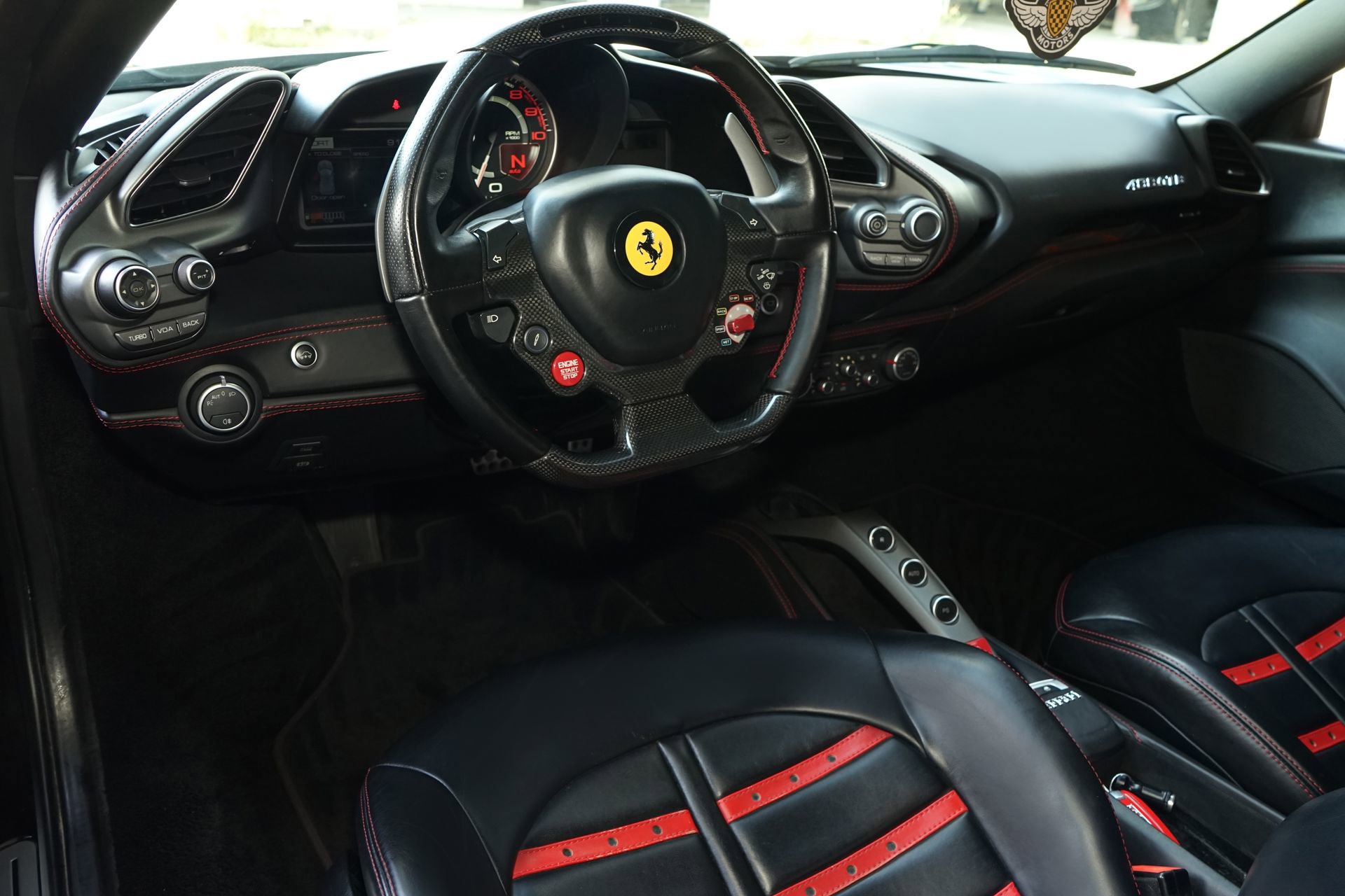 Used 2017 Ferrari 488 GTB image 9