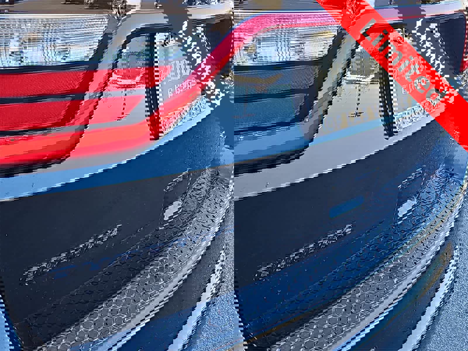 Used 2015 Dodge Durango Limited w/ Blacktop Package image 11