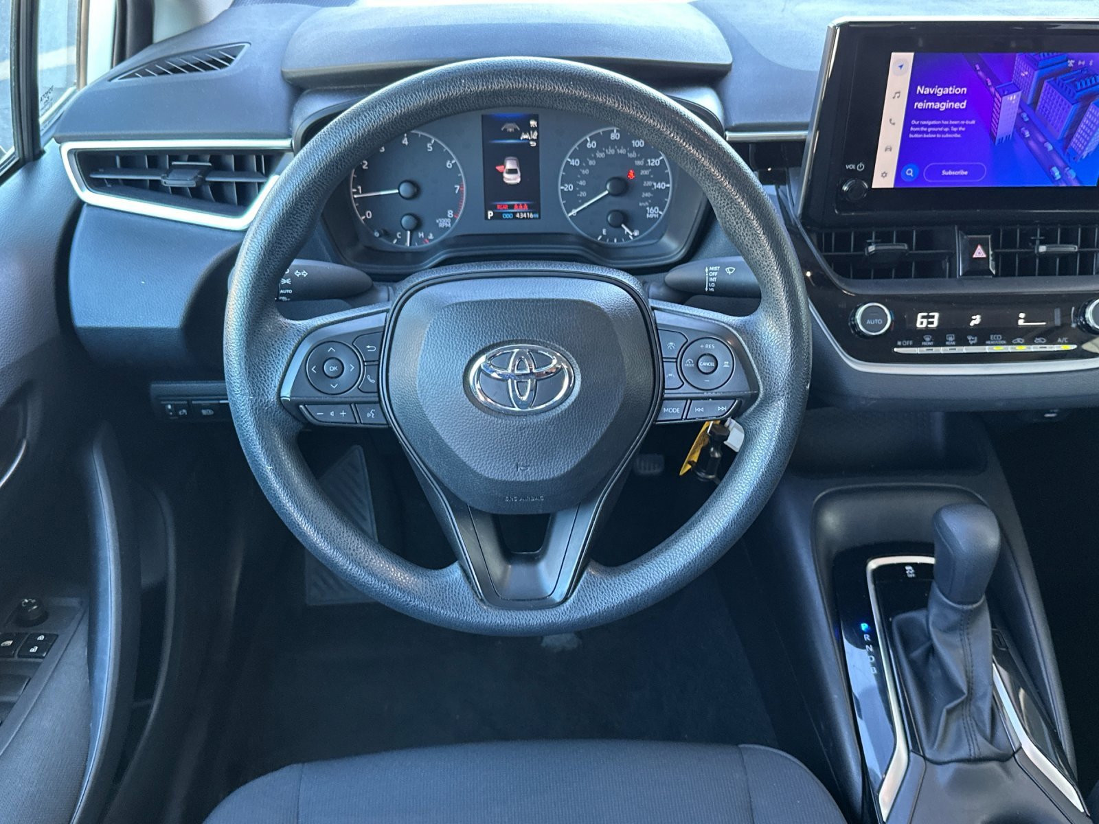 Used 2024 Toyota Corolla LE image 13