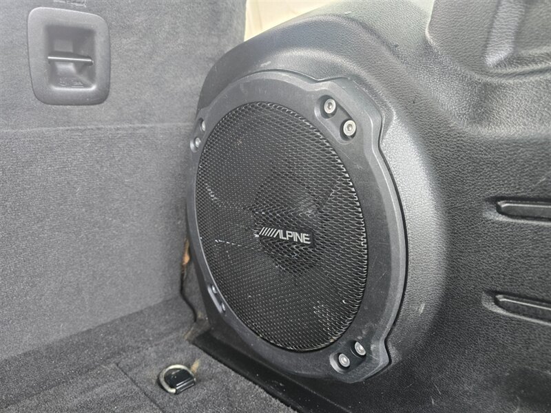 Used 2021 Jeep Wrangler Unlimited Sahara AWD/4WD image 11