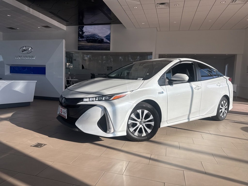 Used 2022 Toyota Prius Prime XLE image 15