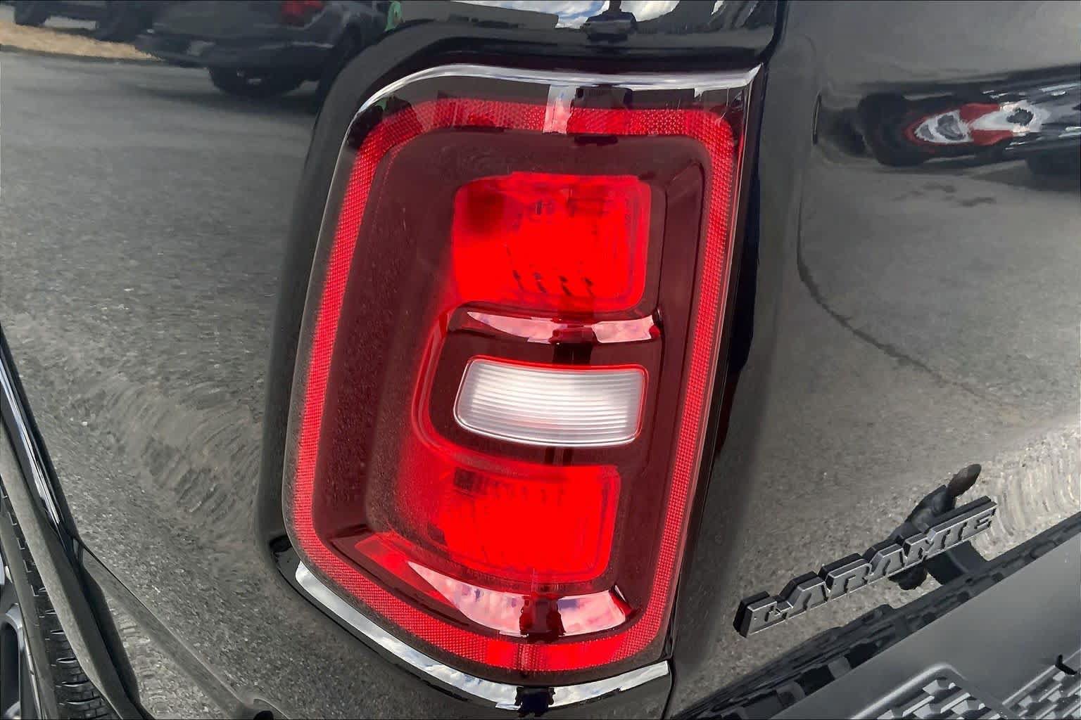 Used 2025 RAM 1500 Laramie w/ Night Edition AWD/4WD image 29