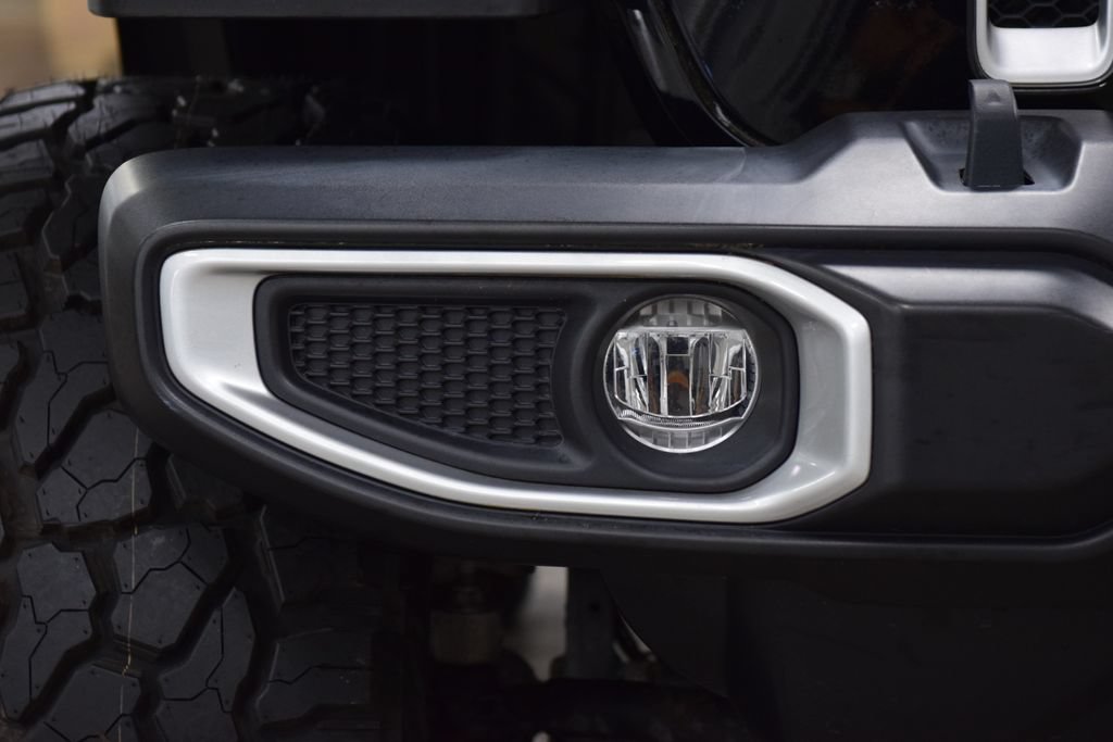 Used 2021 Jeep Wrangler Unlimited Sahara AWD/4WD image 14