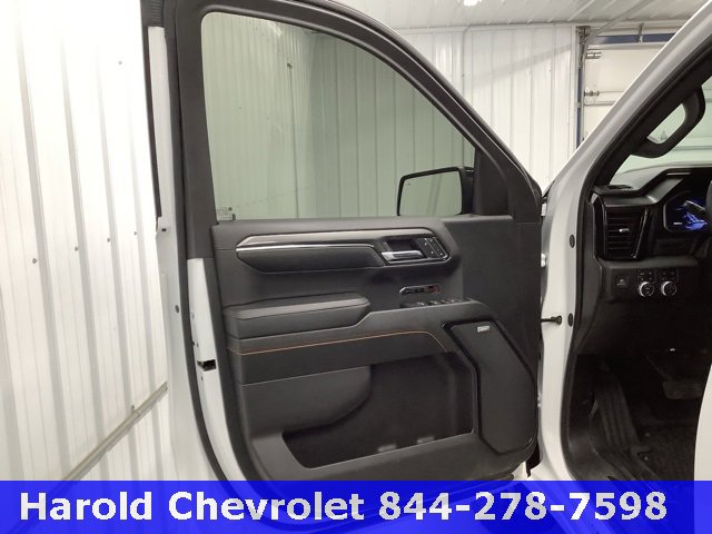Used 2024 GMC Sierra 1500 AT4 w/ AT4 Preferred Package image 14