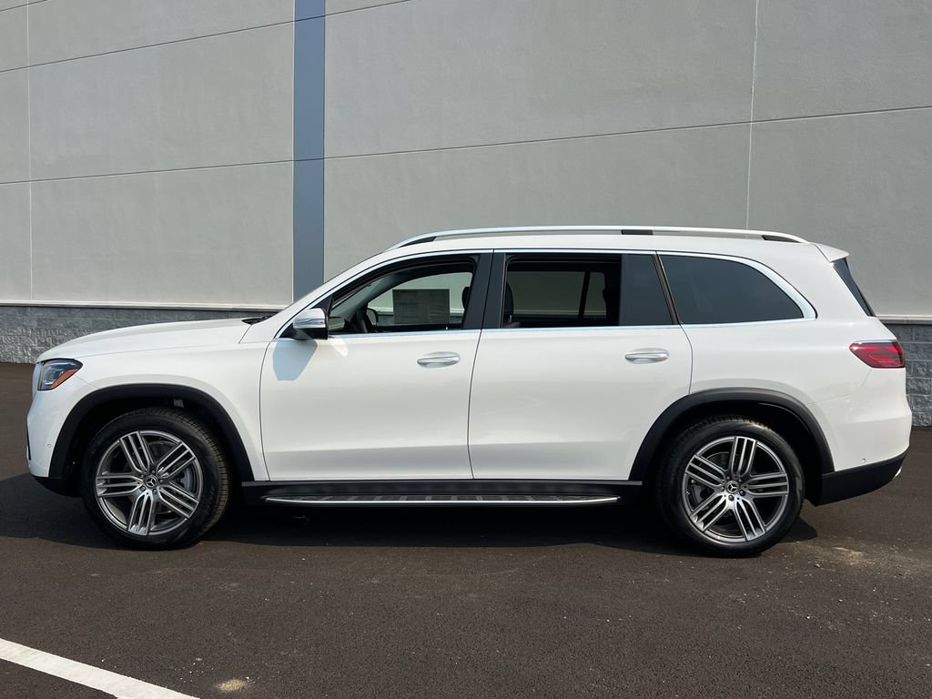 New 2026 Mercedes-Benz GLS 450 4MATIC image 4