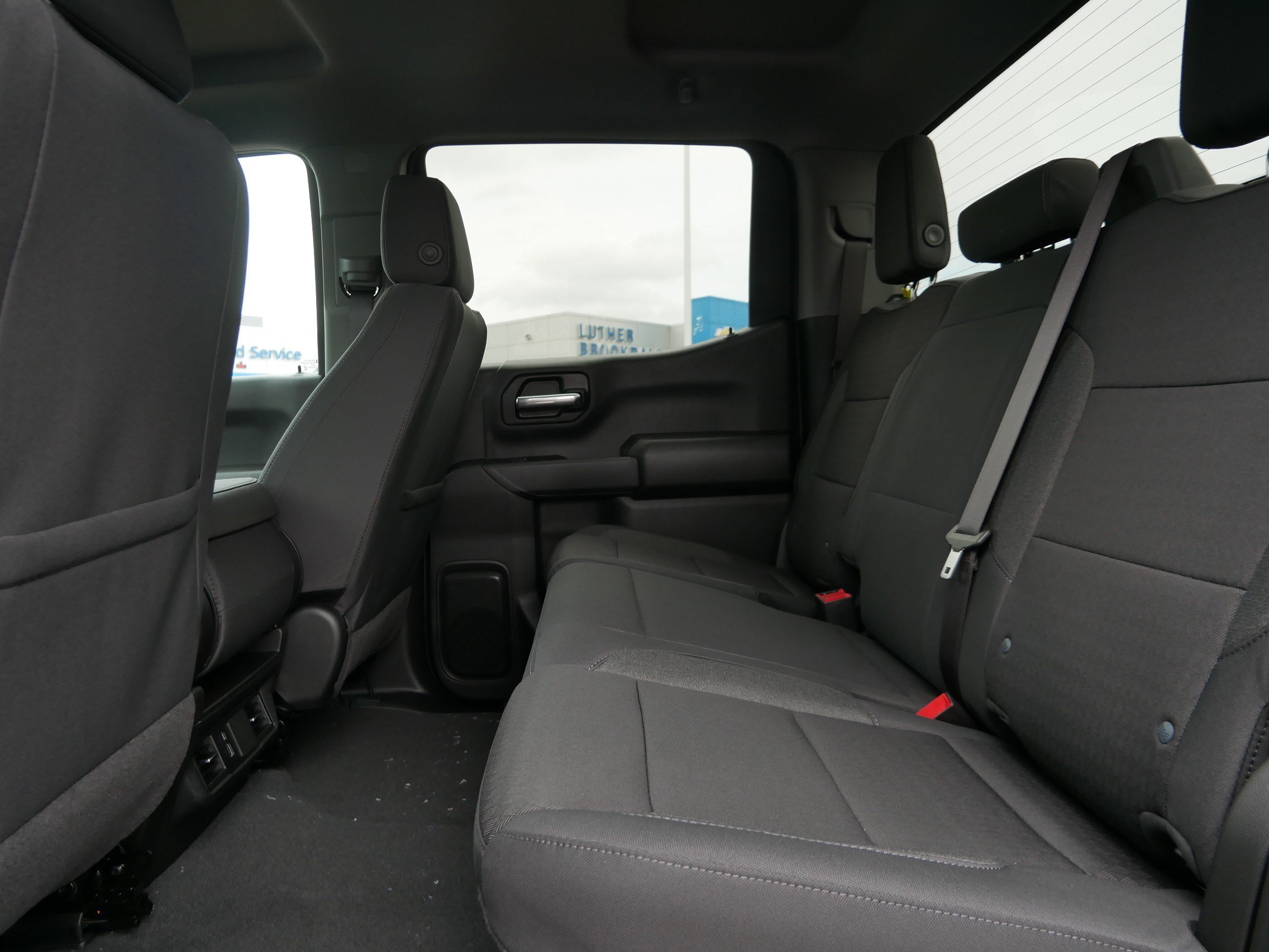 New 2026 Chevrolet Silverado 1500 Custom AWD/4WD image 5