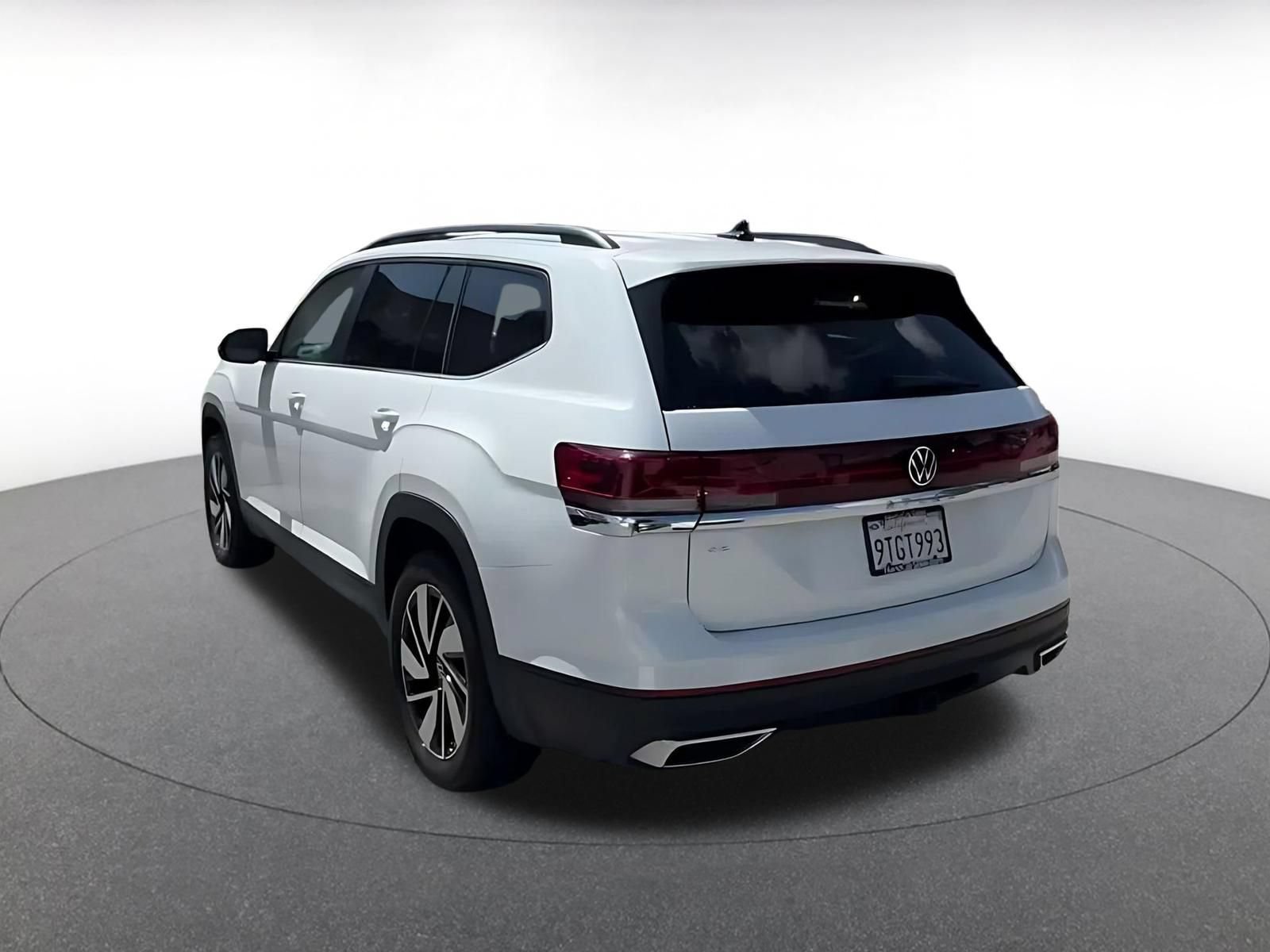 Used 2026 Volkswagen Atlas SE FWD image 10