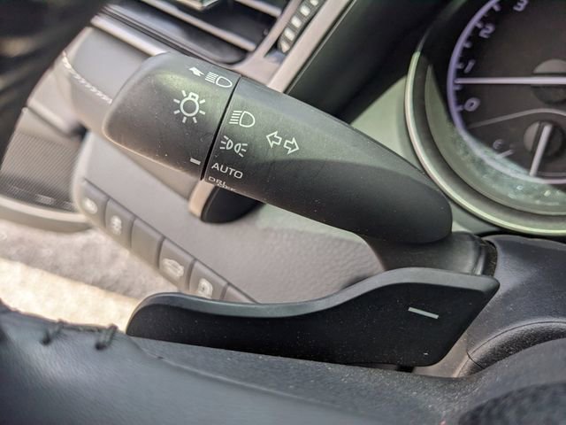 Used 2024 Toyota Camry SE FWD image 28