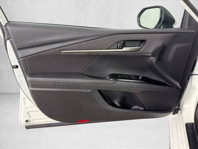 Used 2025 Toyota Camry LE FWD image 10