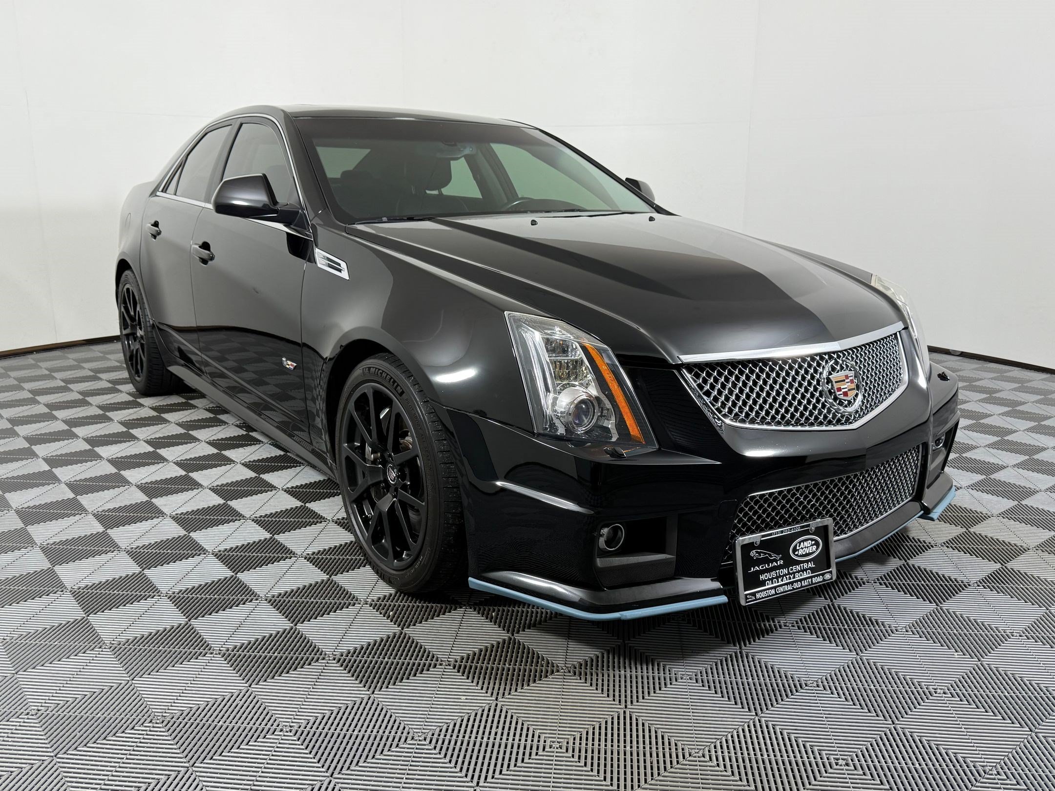 Used 2009 Cadillac CTS V RWD image 7