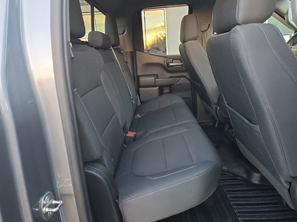 Used 2019 Chevrolet Silverado 1500 LT image 29