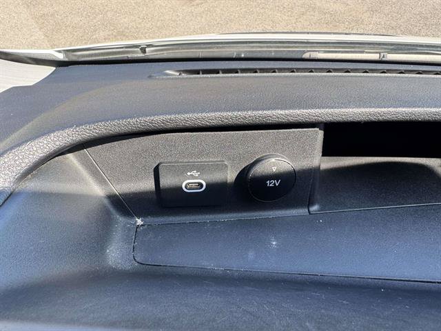 Used 2024 Ford Transit 250 148 Medium Roof RWD image 38
