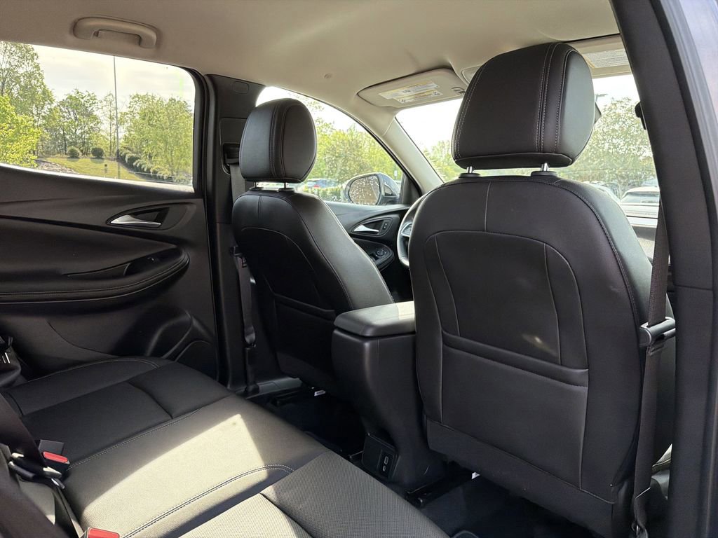 Used 2024 Buick Encore GX Sport Touring w/ Black Roof Package image 16