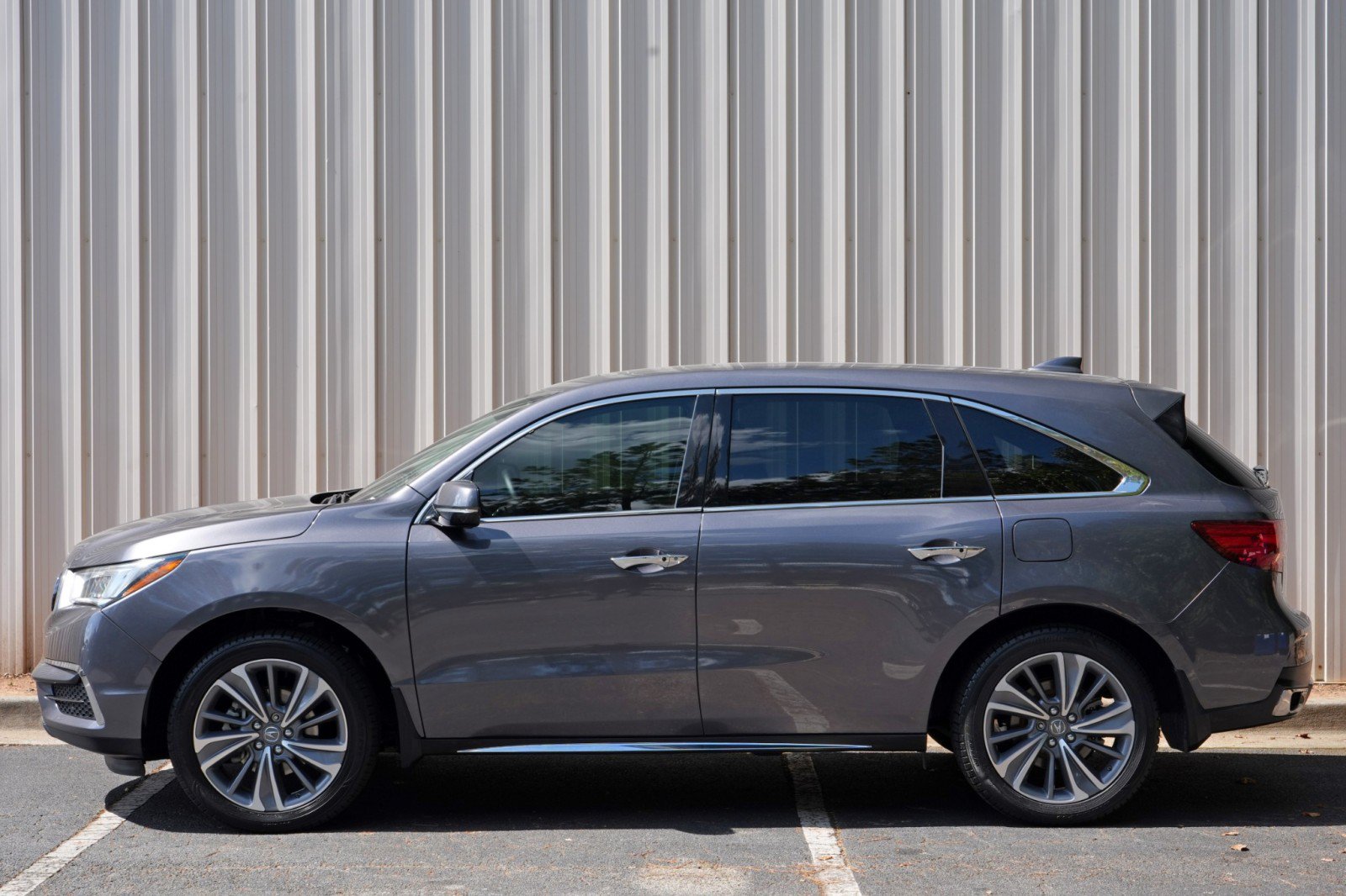 Used 2018 Acura MDX w/ Technology Package FWD image 48