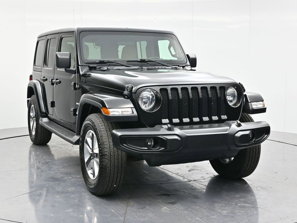 Used 2021 Jeep Wrangler Unlimited Sahara AWD/4WD image 3