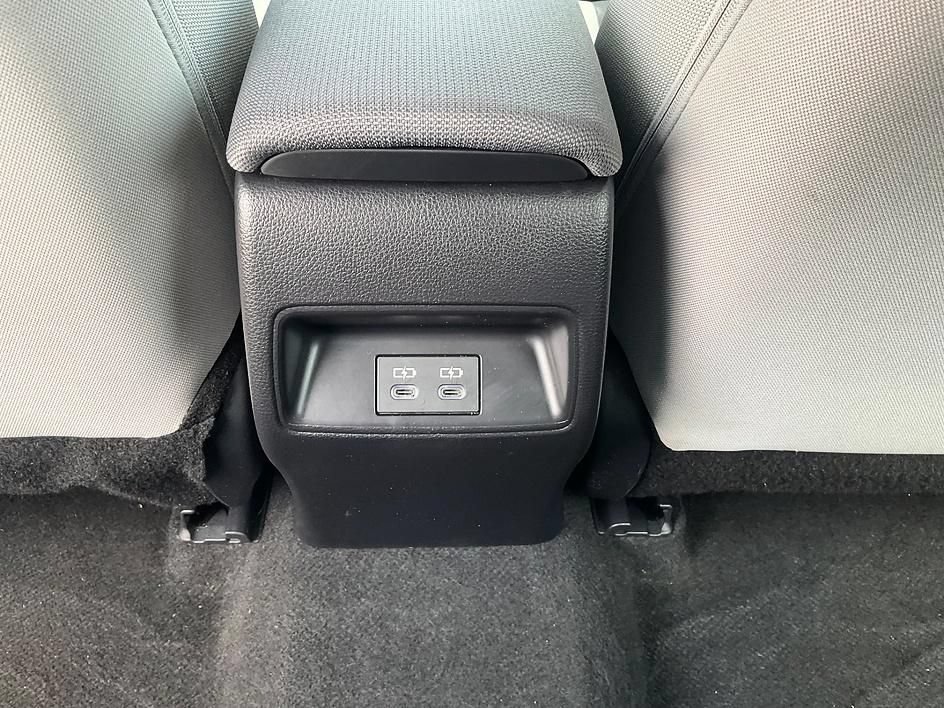 Used 2025 Toyota Corolla LE FWD image 29