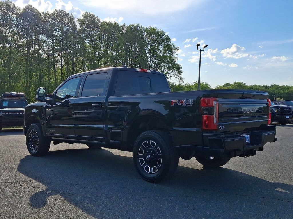 Used 2025 Ford F250 Platinum w/ FX4 Off-Road Package AWD/4WD image 4