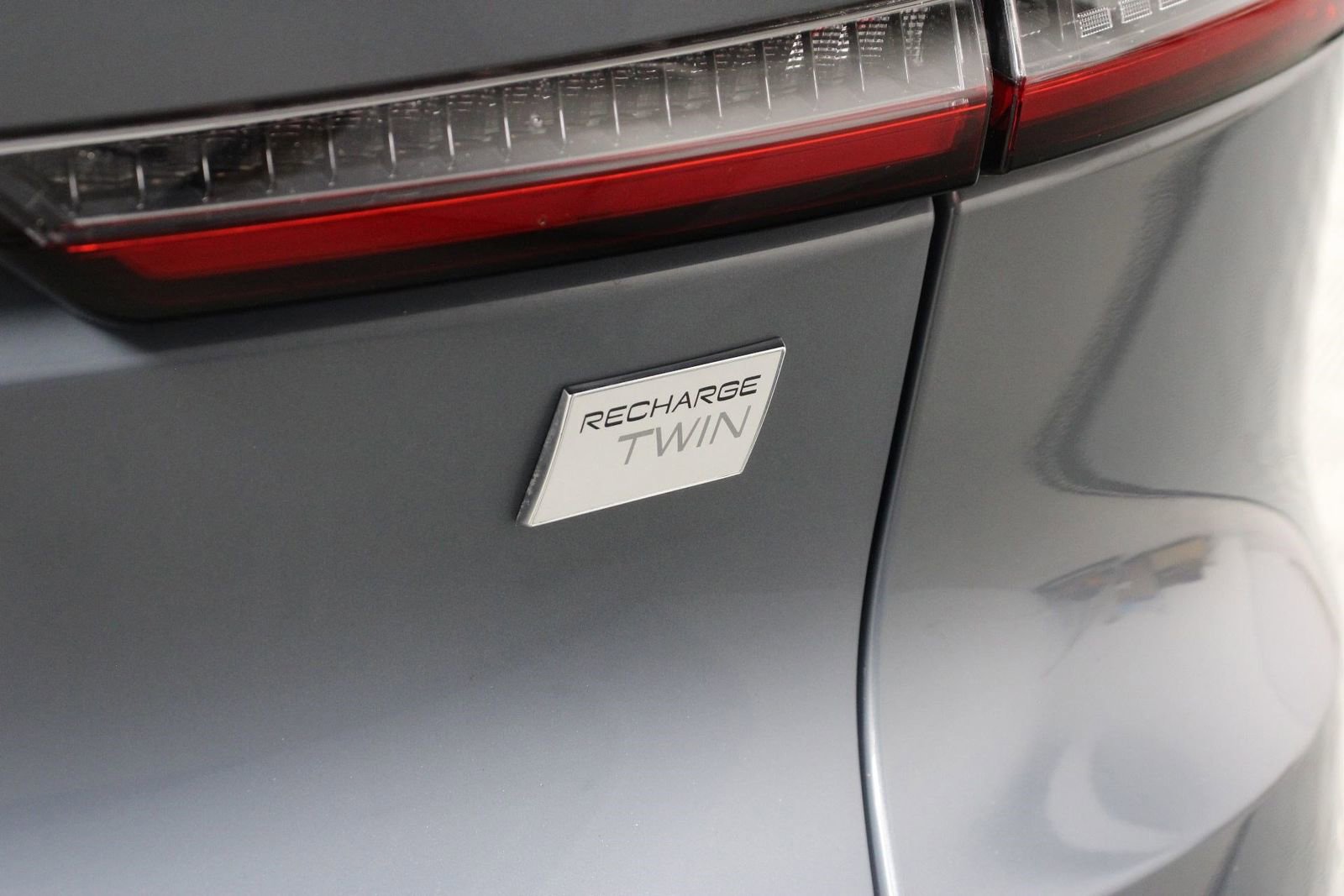 Certified 2023 Volvo C40 P8 Recharge Plus AWD/4WD image 20