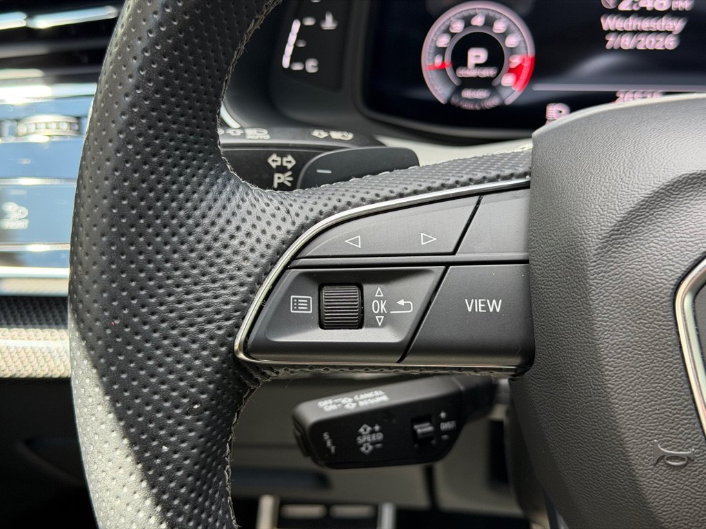 Used 2022 Audi SQ8 Prestige AWD/4WD image 35