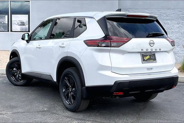 New 2026 Nissan Rogue SV FWD image 2