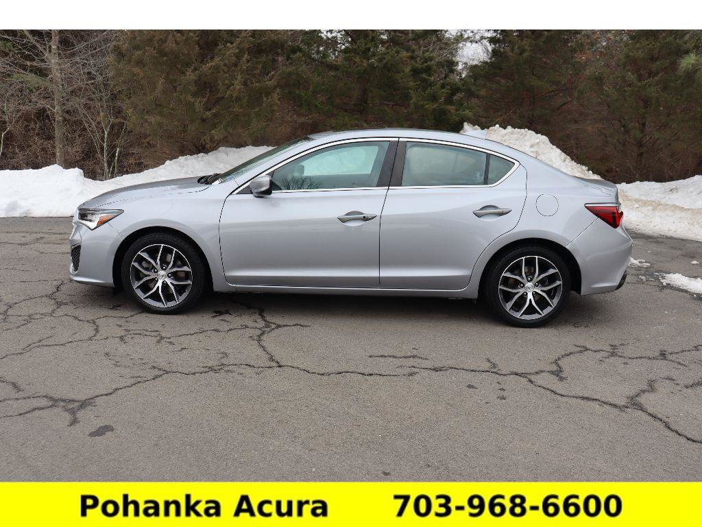 Used 2019 Acura ILX w/ Technology Package image 4