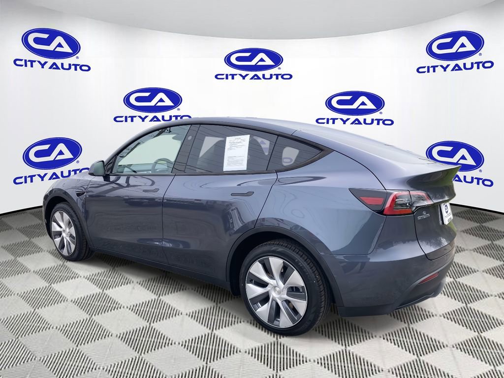 Used 2023 Tesla Model Y Long Range image 5