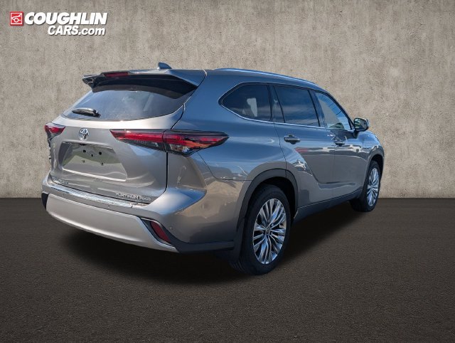 New 2026 Toyota Highlander AWD image 7