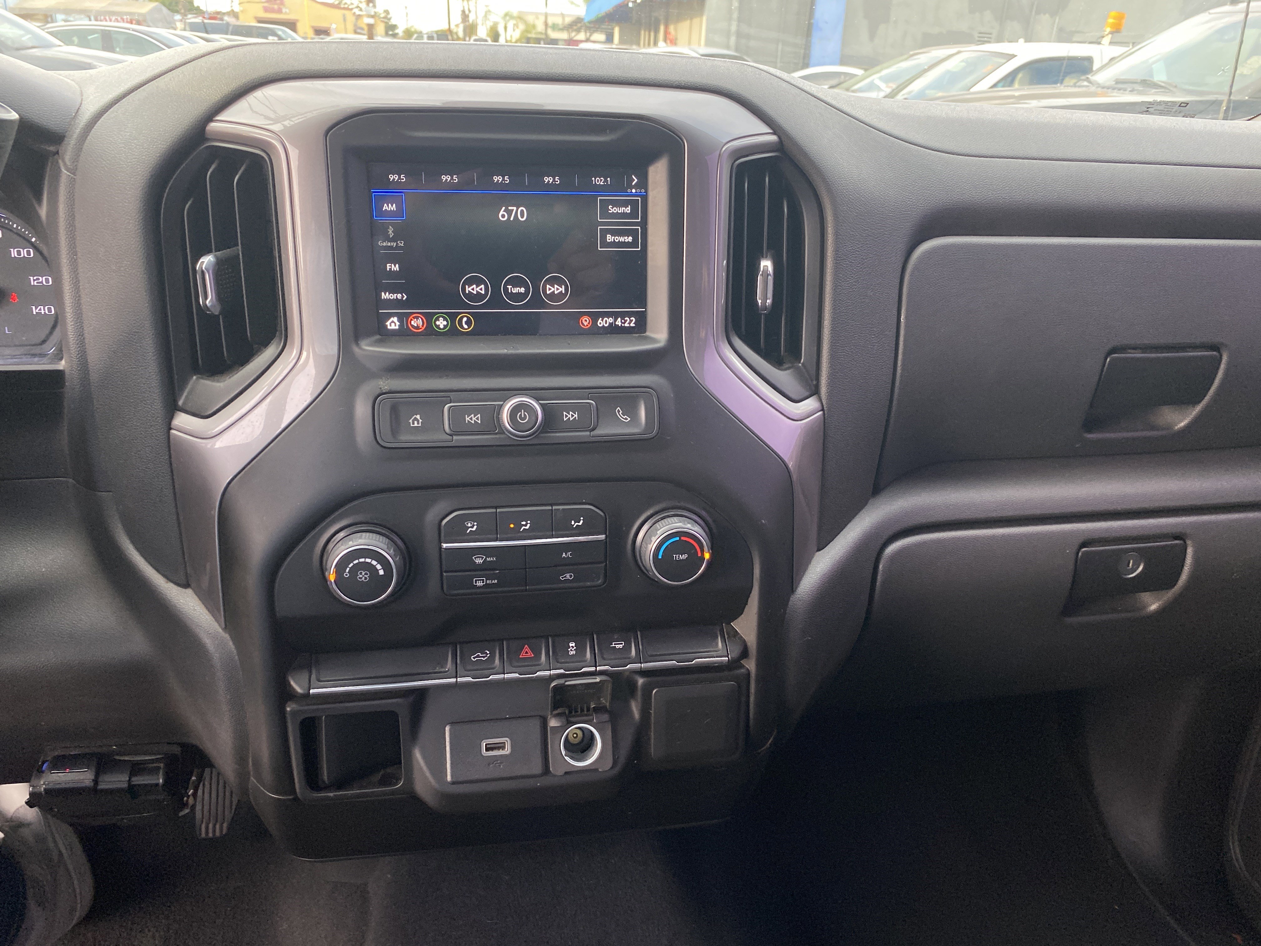 Used 2019 Chevrolet Silverado 1500 Custom w/ Custom Value Package image 18