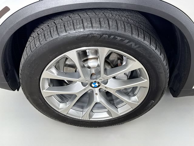 Used 2022 BMW X5 xDrive40i w/ Premium Package AWD/4WD image 30