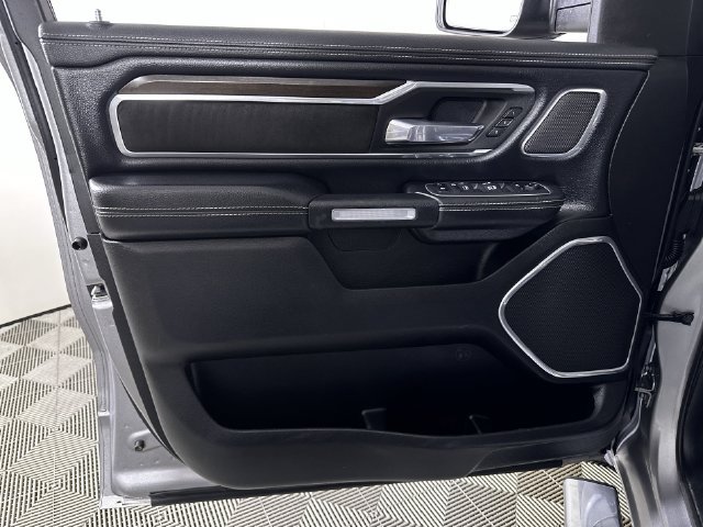 Used 2022 RAM 1500 Laramie AWD/4WD image 23