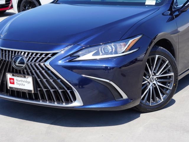 Used 2024 Lexus ES 350 w/ Premium Package FWD image 6