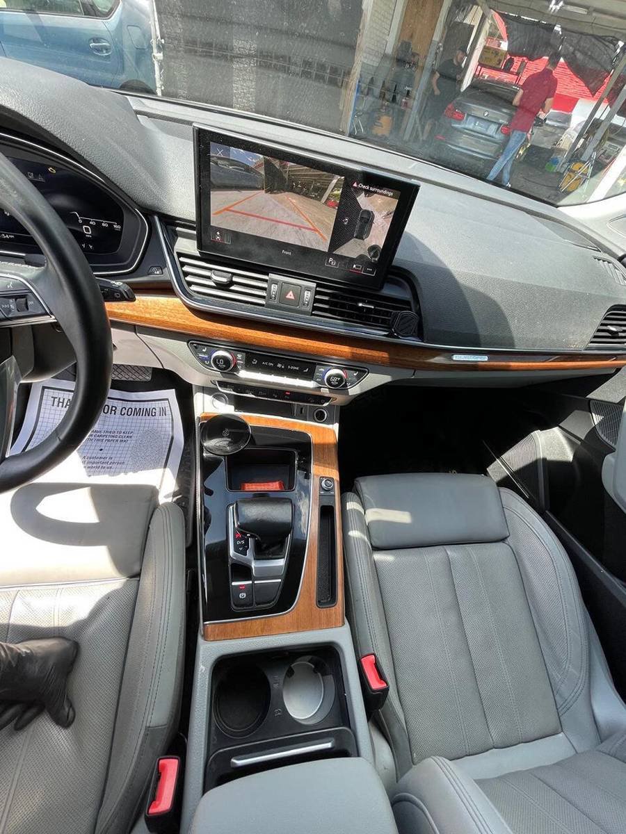 Used 2022 Audi Q5 2.0T Prestige AWD/4WD image 10