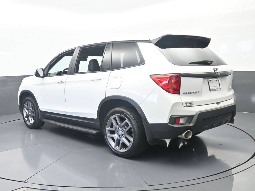 Used 2023 Honda Passport EX-L image 4