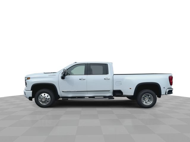 New 2026 Chevrolet Silverado 3500 High Country w/ High Country Premium Package AWD/4WD image 5