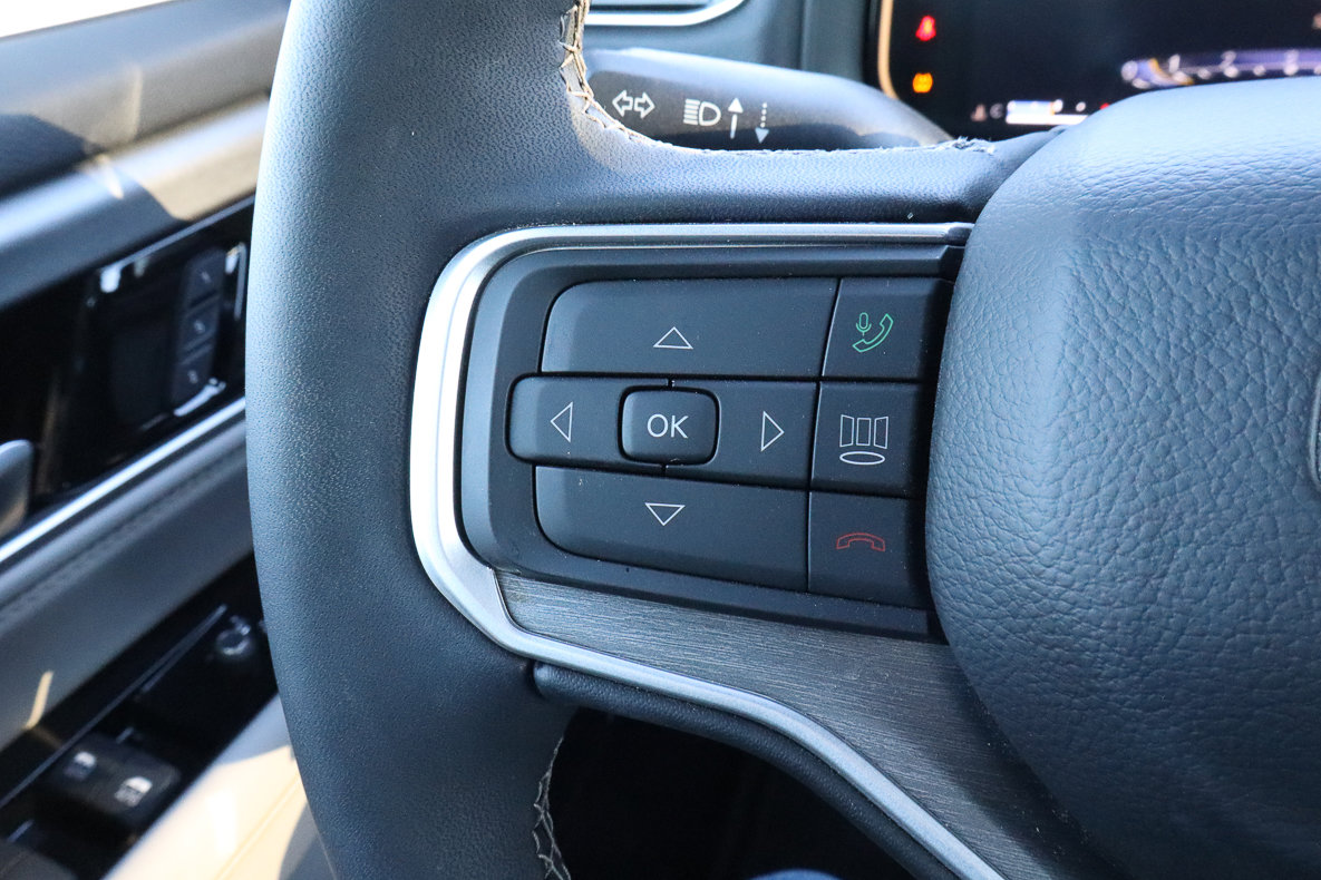 New 2025 Jeep Wagoneer w/ Premium Group I image 33