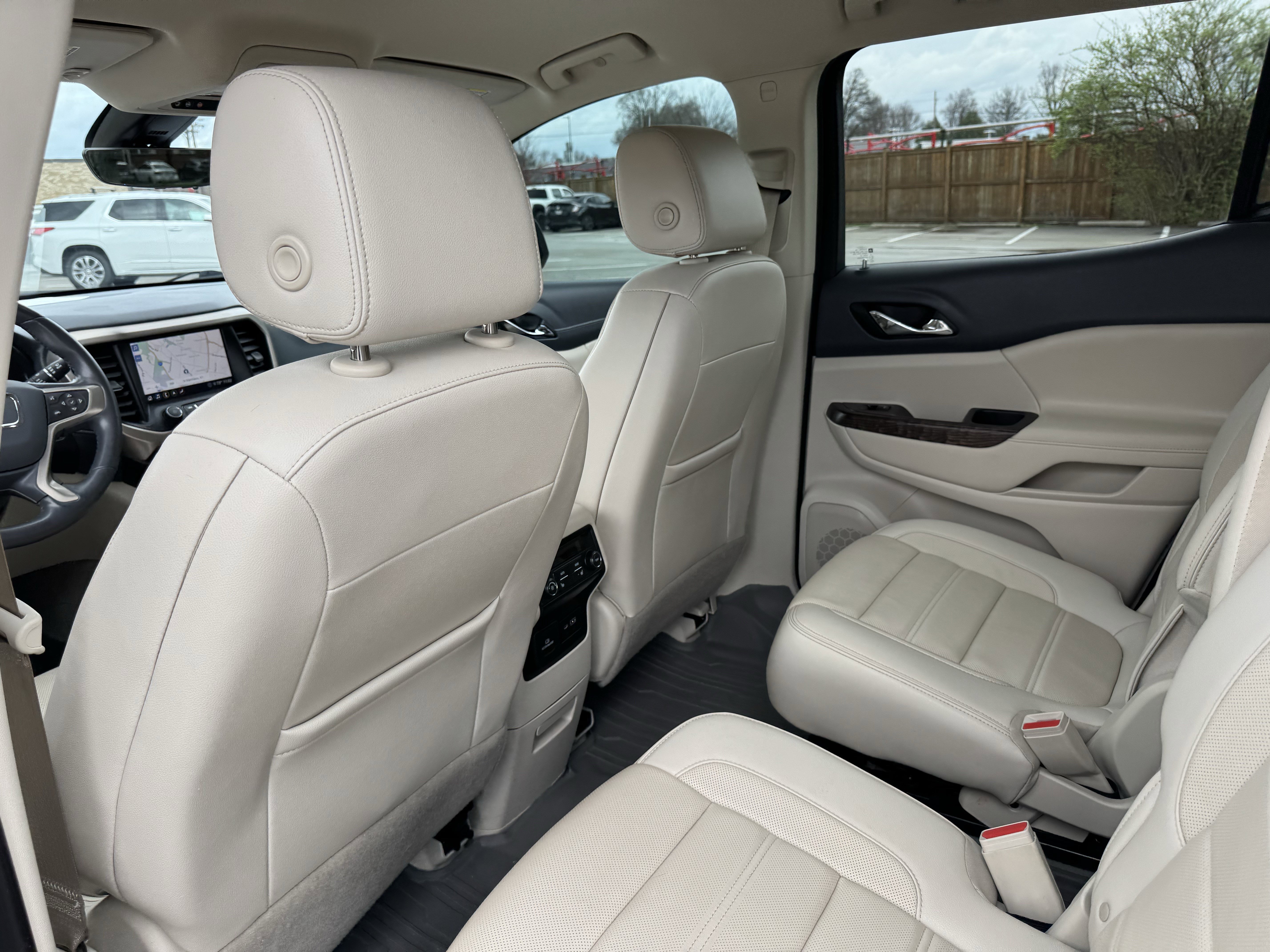 Used 2020 GMC Acadia Denali w/ Technology Package image 34