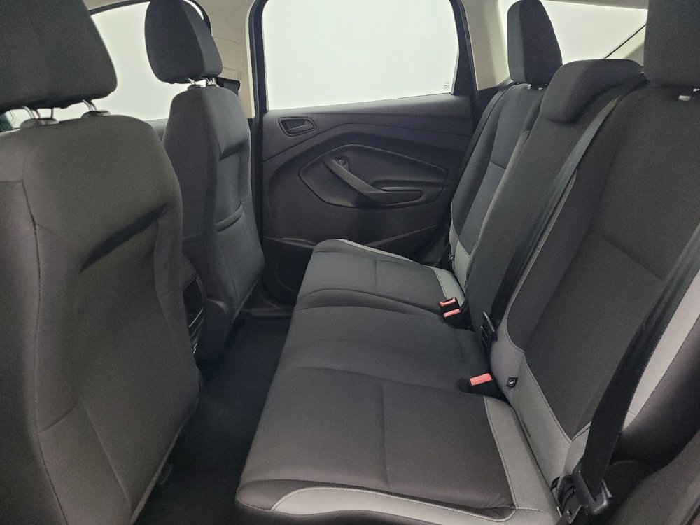 Used 2016 Ford Escape S FWD image 18