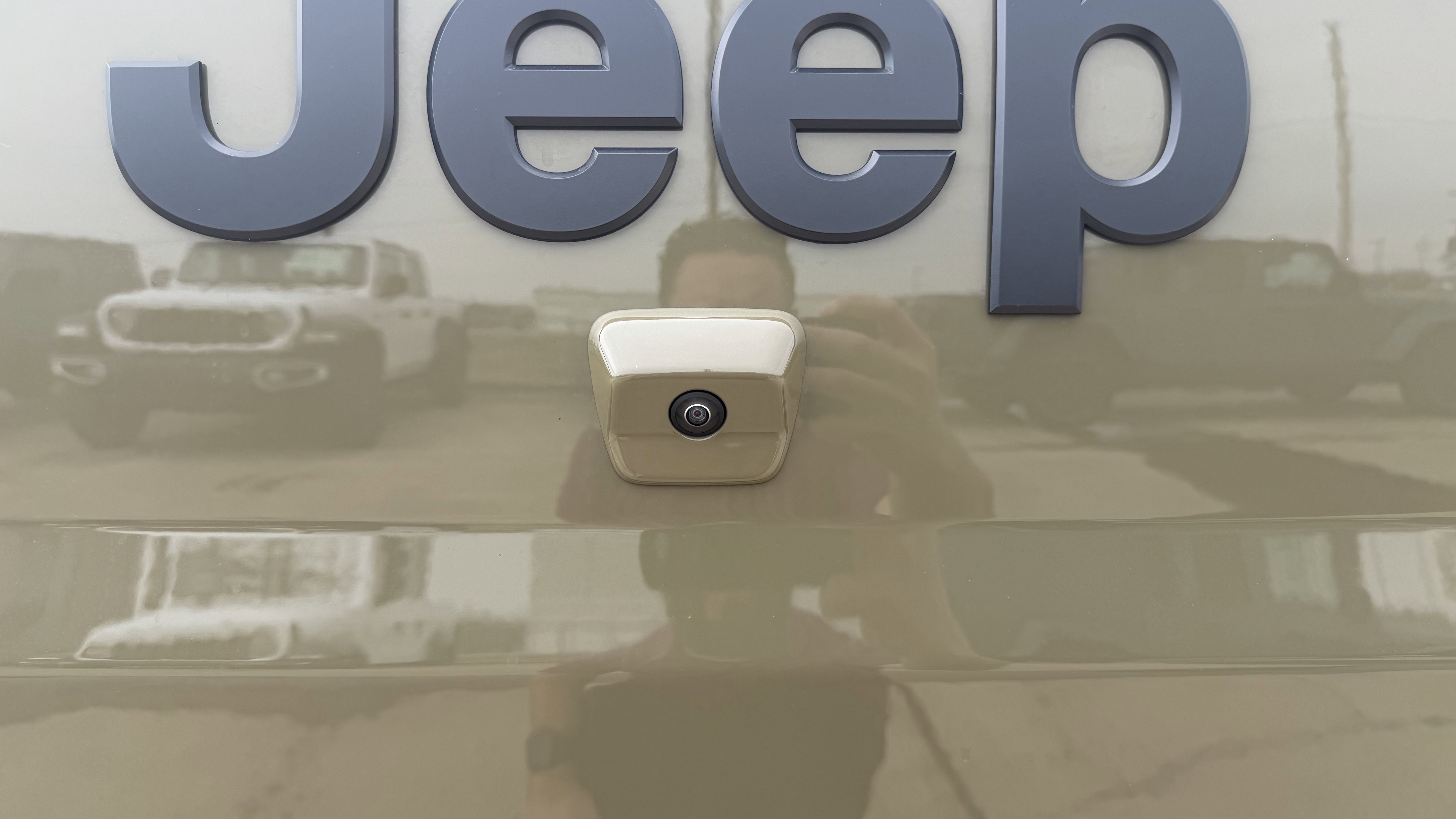 New 2026 Jeep Gladiator Sport AWD/4WD image 8