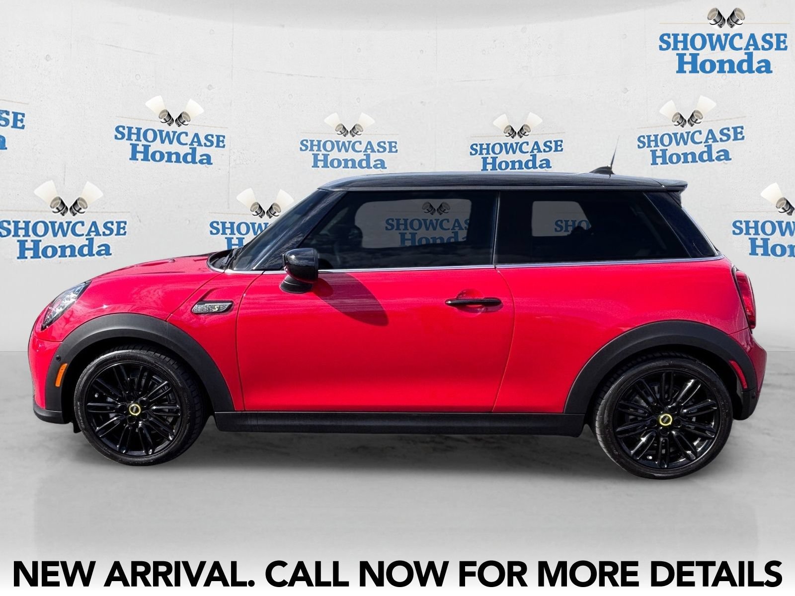 Used 2024 MINI Cooper SE FWD image 4