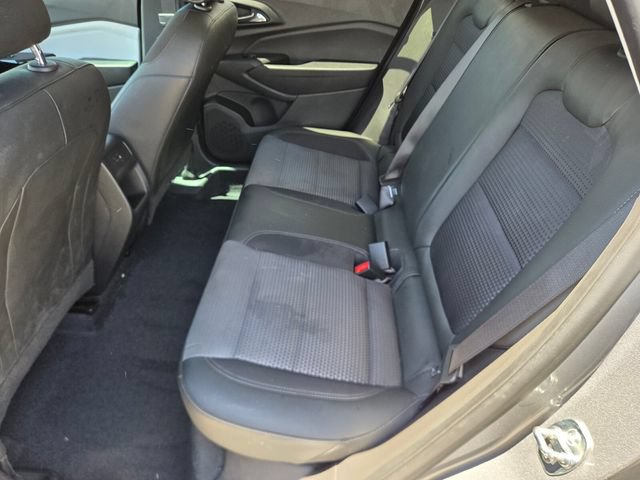 Certified 2025 Chevrolet Trax LT w/ Driver Confidence Package FWD image 11