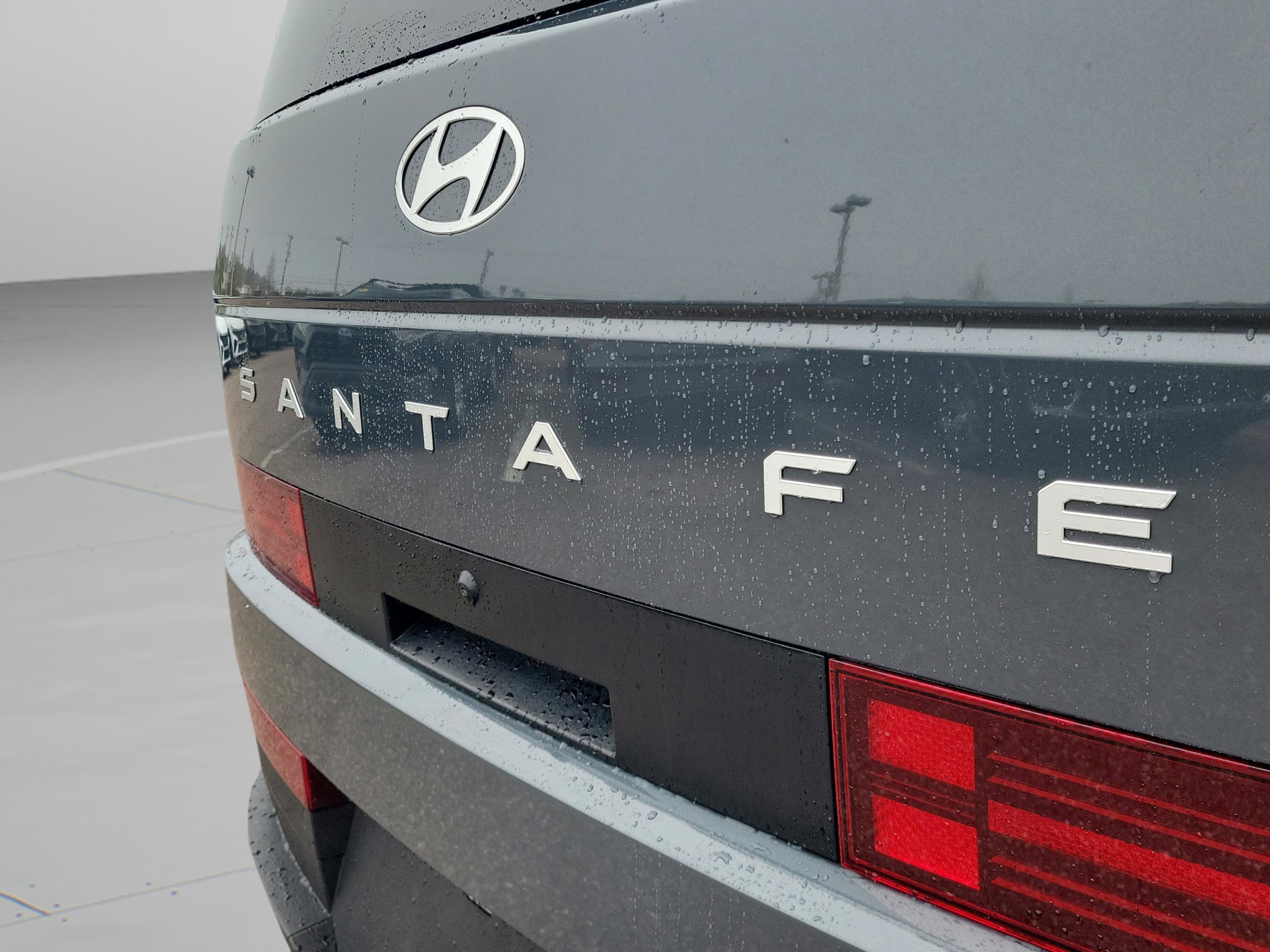 Used 2025 Hyundai Santa Fe SEL image 7